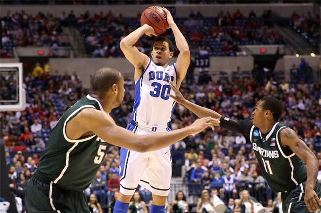 Seth Curry and the Duke Blue Devils will look to advance to the Final Four.