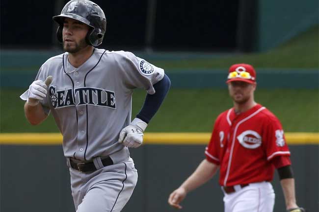 With two wins from three, the Mariners spoiled the Reds' weekend.