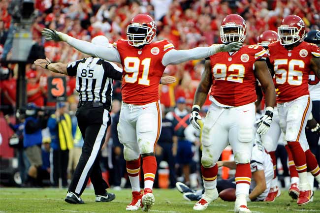 The Kansas City Chiefs moved to 7-0, becoming the only undefeated team in the NFL.