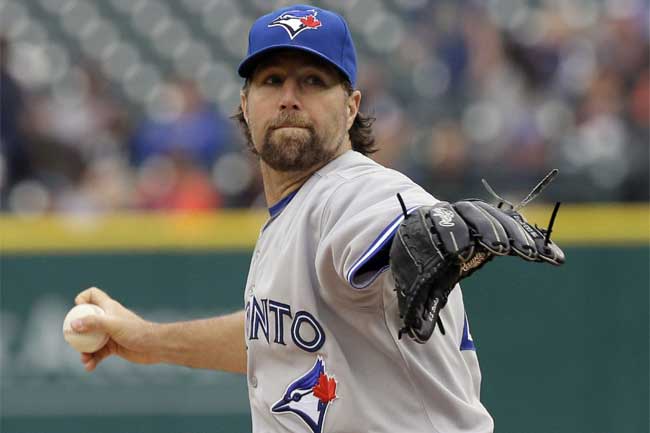 Will R.A. Dickey break out of his slump on Thursday?
